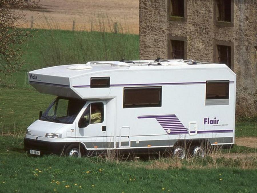 Niesmann + Bischoff Flair '1994